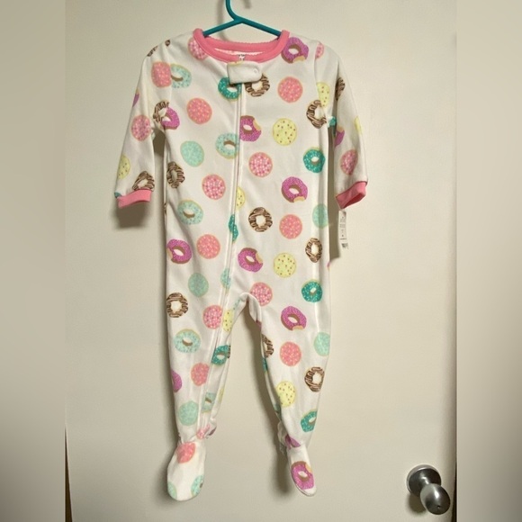 Carter’s Fleece Footie Sleeper With Adorable Doughnuts, Size 18 Months - Picture 1 of 7